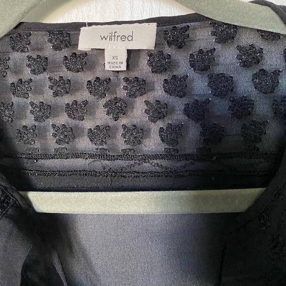 Black patterned blouse - Picture 5 of 5